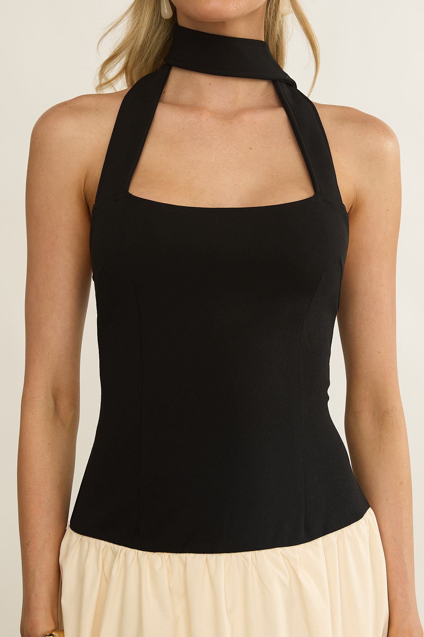 Elery Drop Waist Halter Maxi Dress Black/Cream-Maymioy