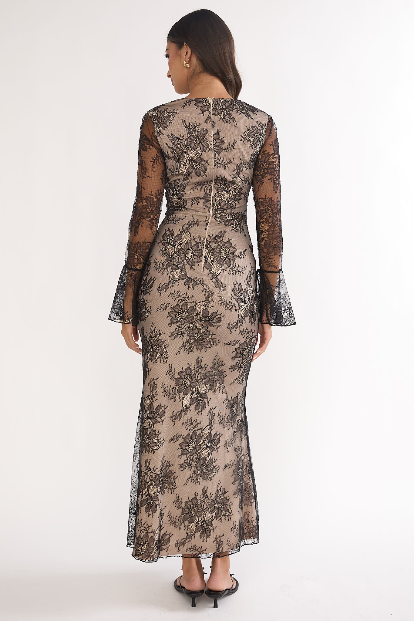 Lysandra Flared Cuff Maxi Dress Lace Black-Maymioy