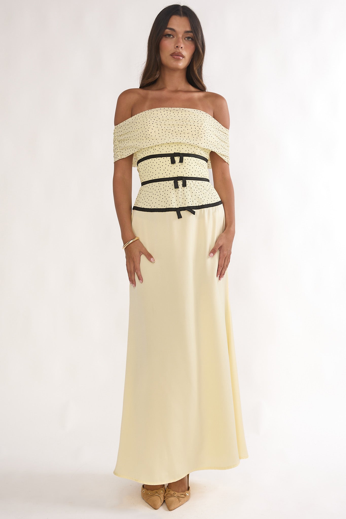 Begonias Off-Shoulder Bow Maxi Dress Spotted Lemon-Maymioy