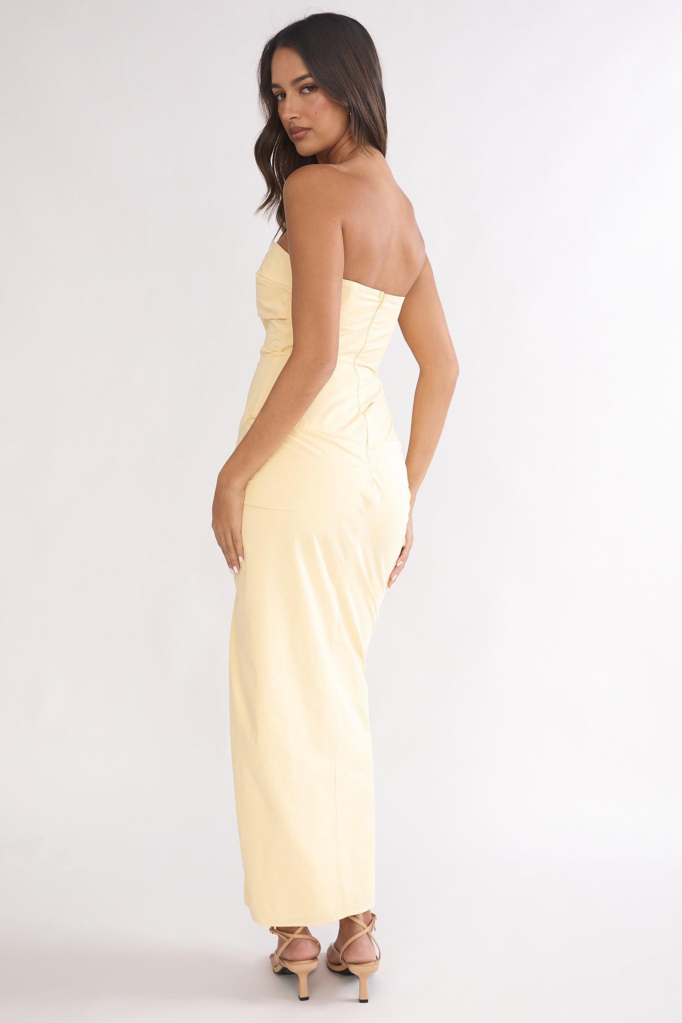 Paradisa Strapless Ruched Maxi Dress Banana-Maymioy