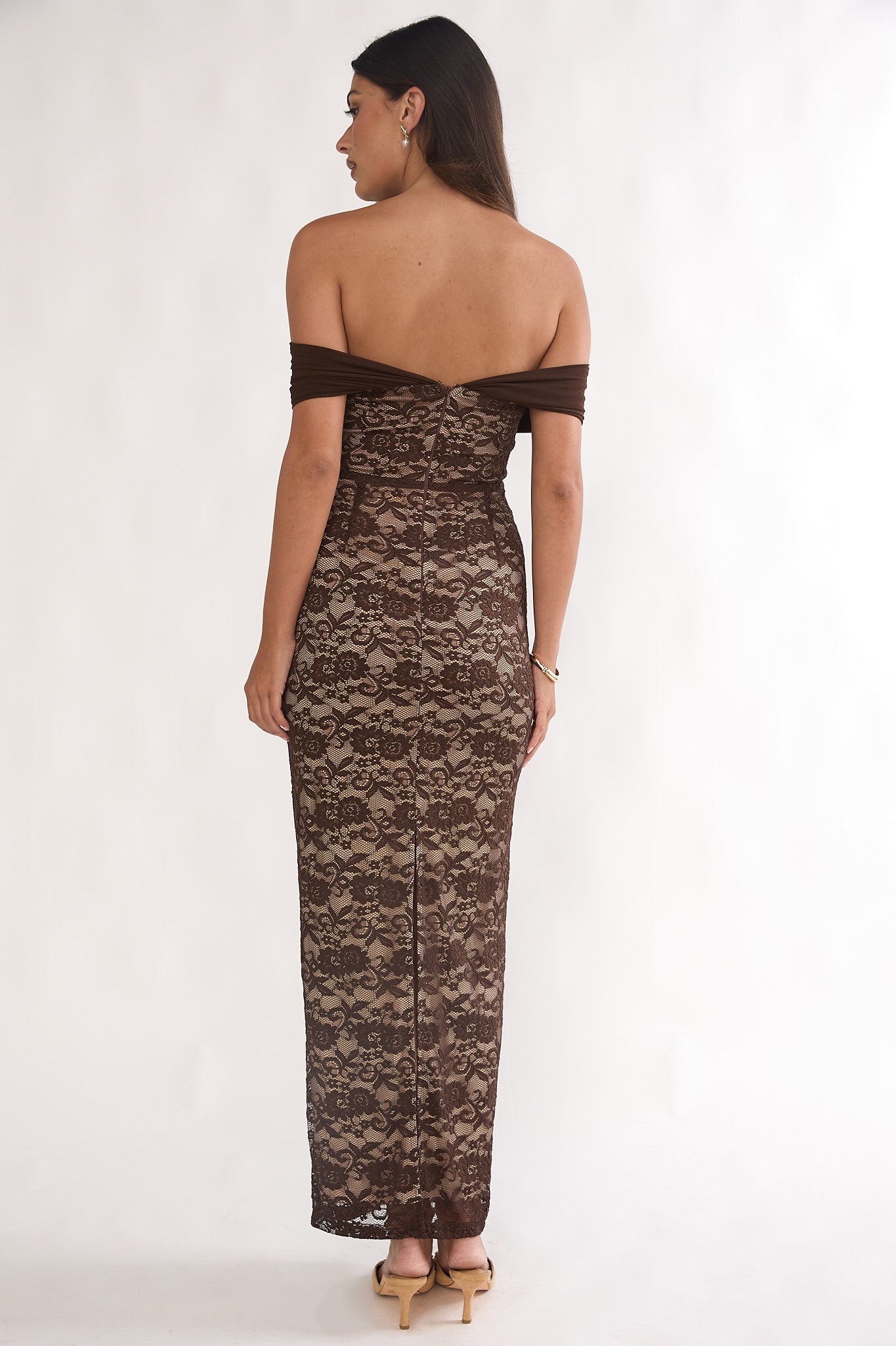 Jewelene Off-Shoulder Maxi Dress Lace Chocolate-Maymioy