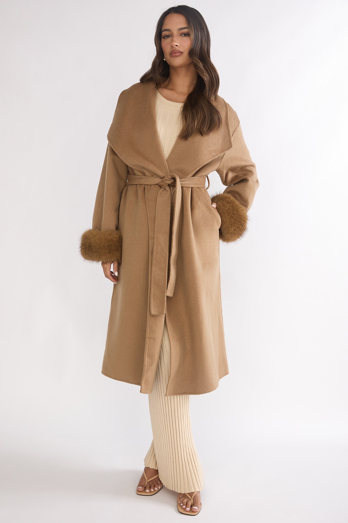 Zannora Faux Fur Coat Camel-Maymioy