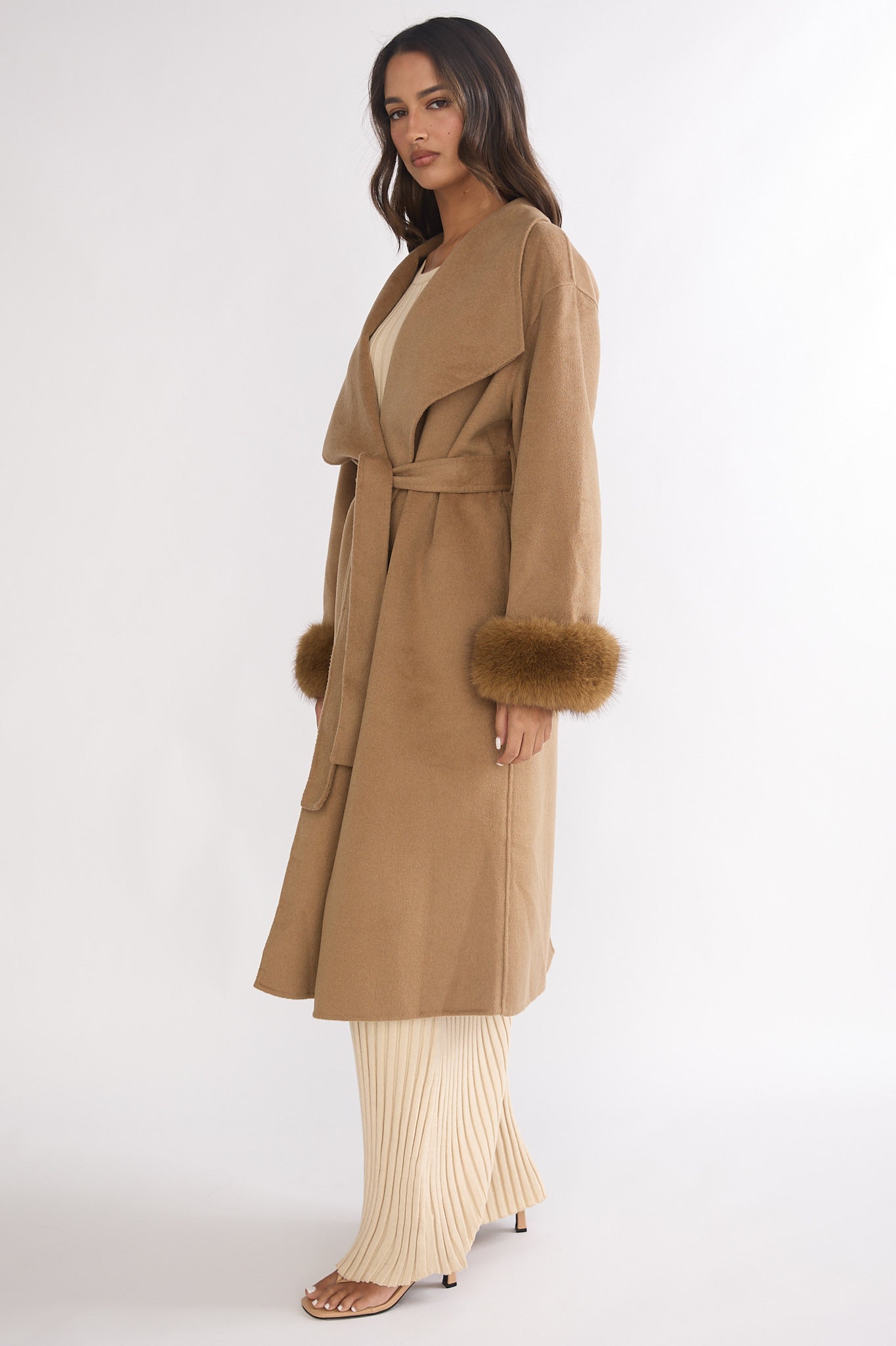 Zannora Faux Fur Coat Camel-Maymioy