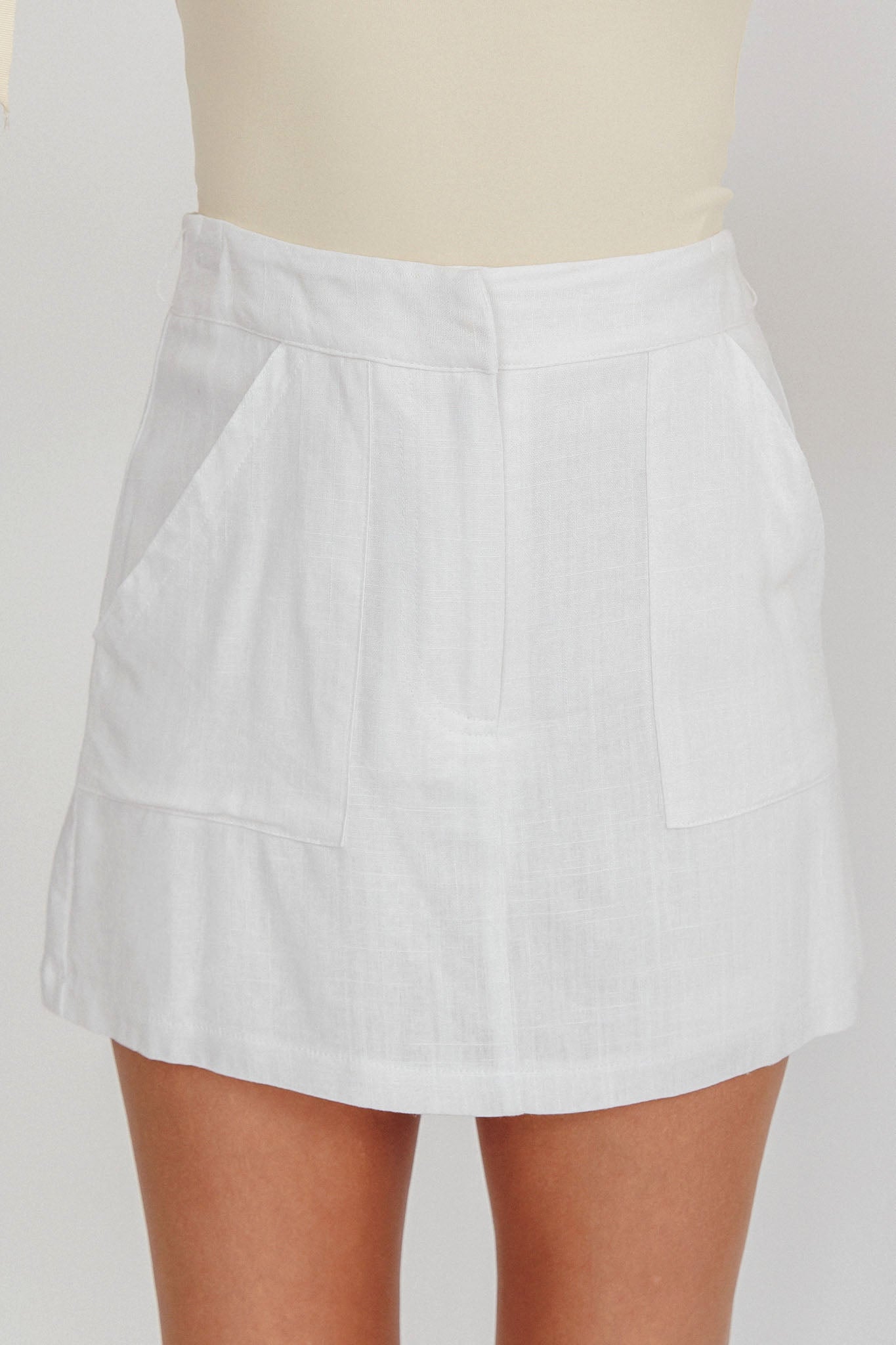 Euphoria Linen Skort White-Maymioy