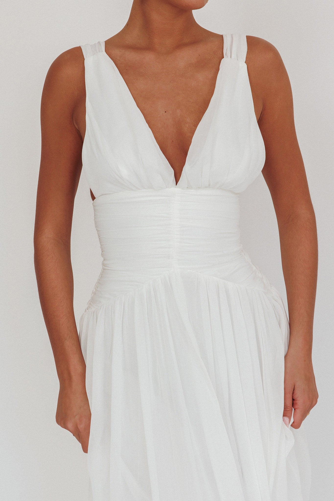 Sammi Ruched Waist Tied Back Maxi Dress White-Maymioy