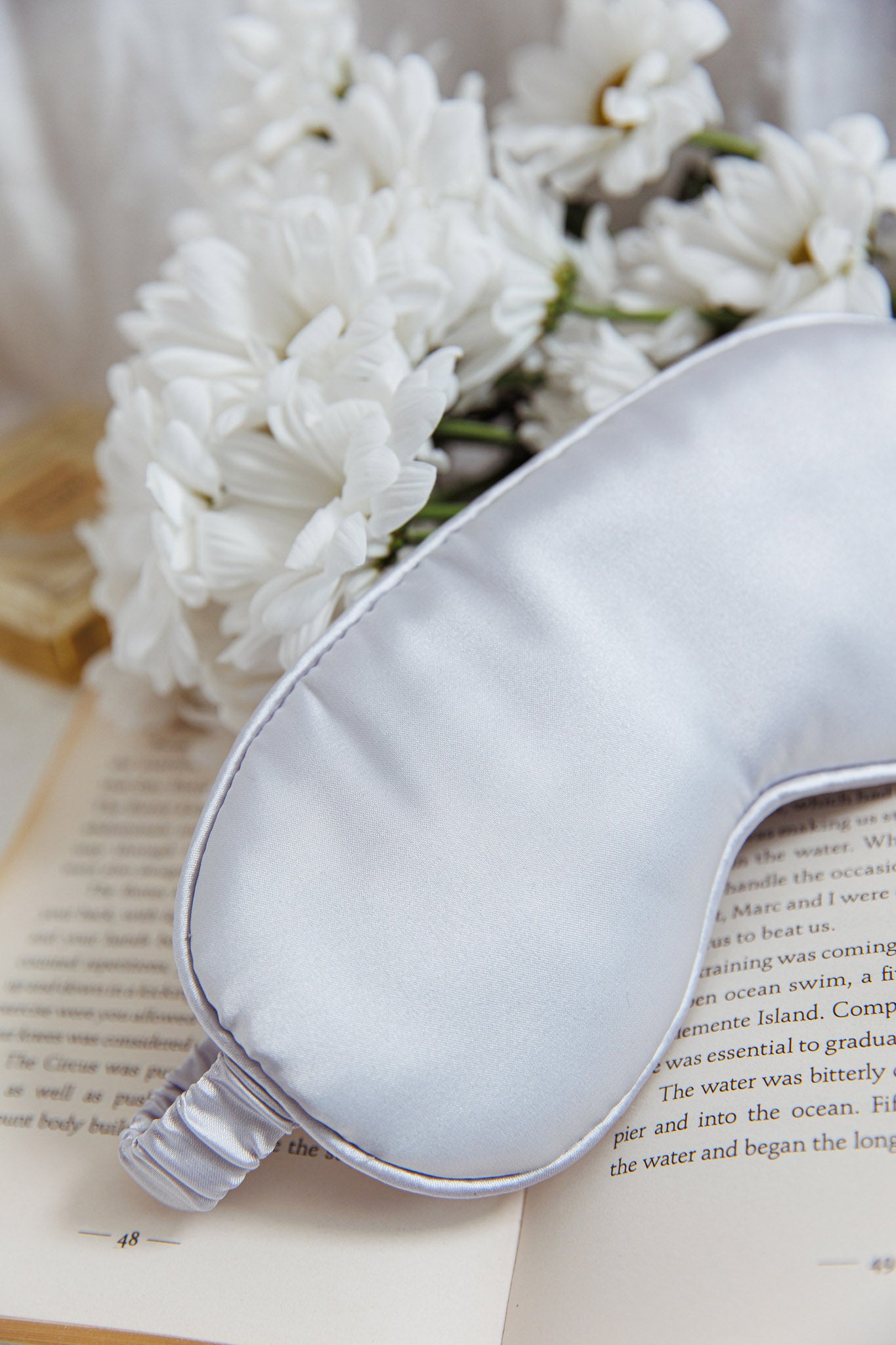 Sweet Dreams Satin Eye Mask Silver-Maymioy