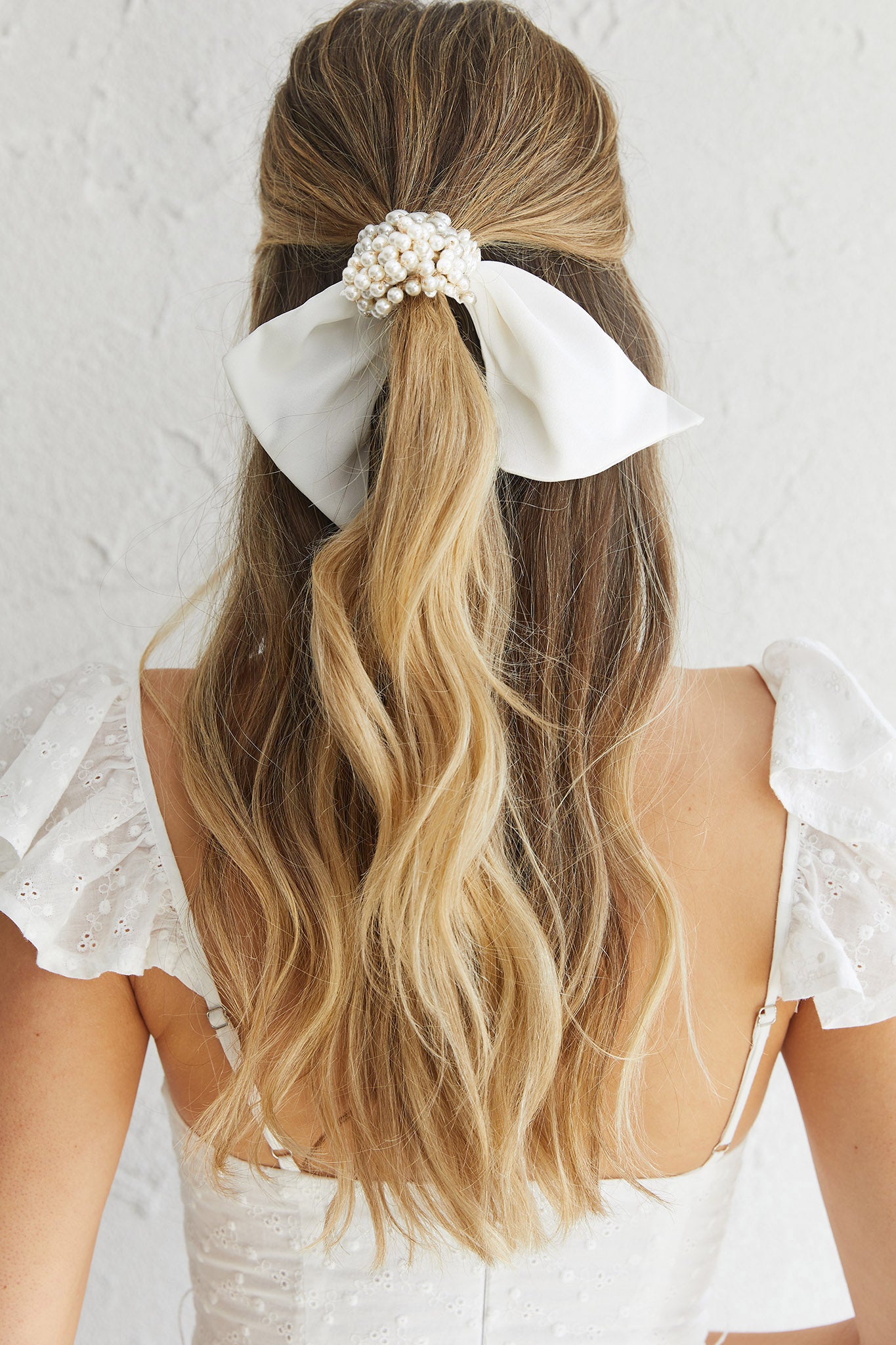 Carina Pearl & Satin Bow Hair Tie White-Maymioy