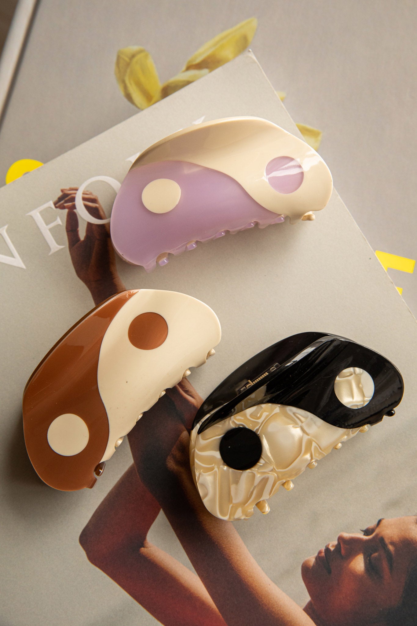 Yin Yang Hair Clip Brown-Maymioy