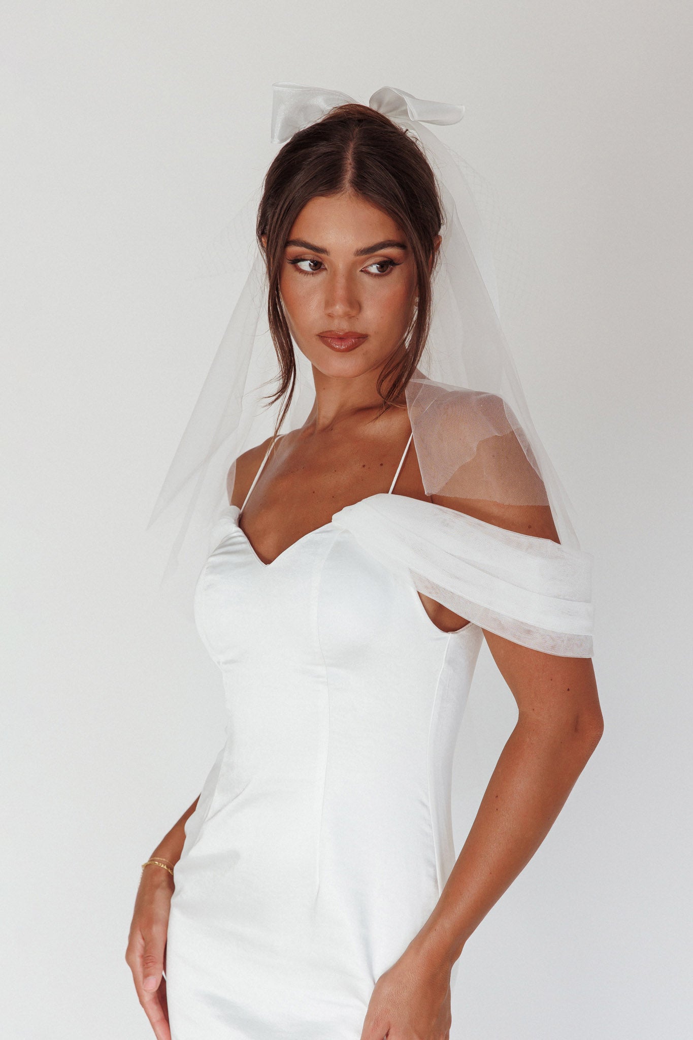 Evelyn Bow & Fishnet Bridal Veil White-Maymioy