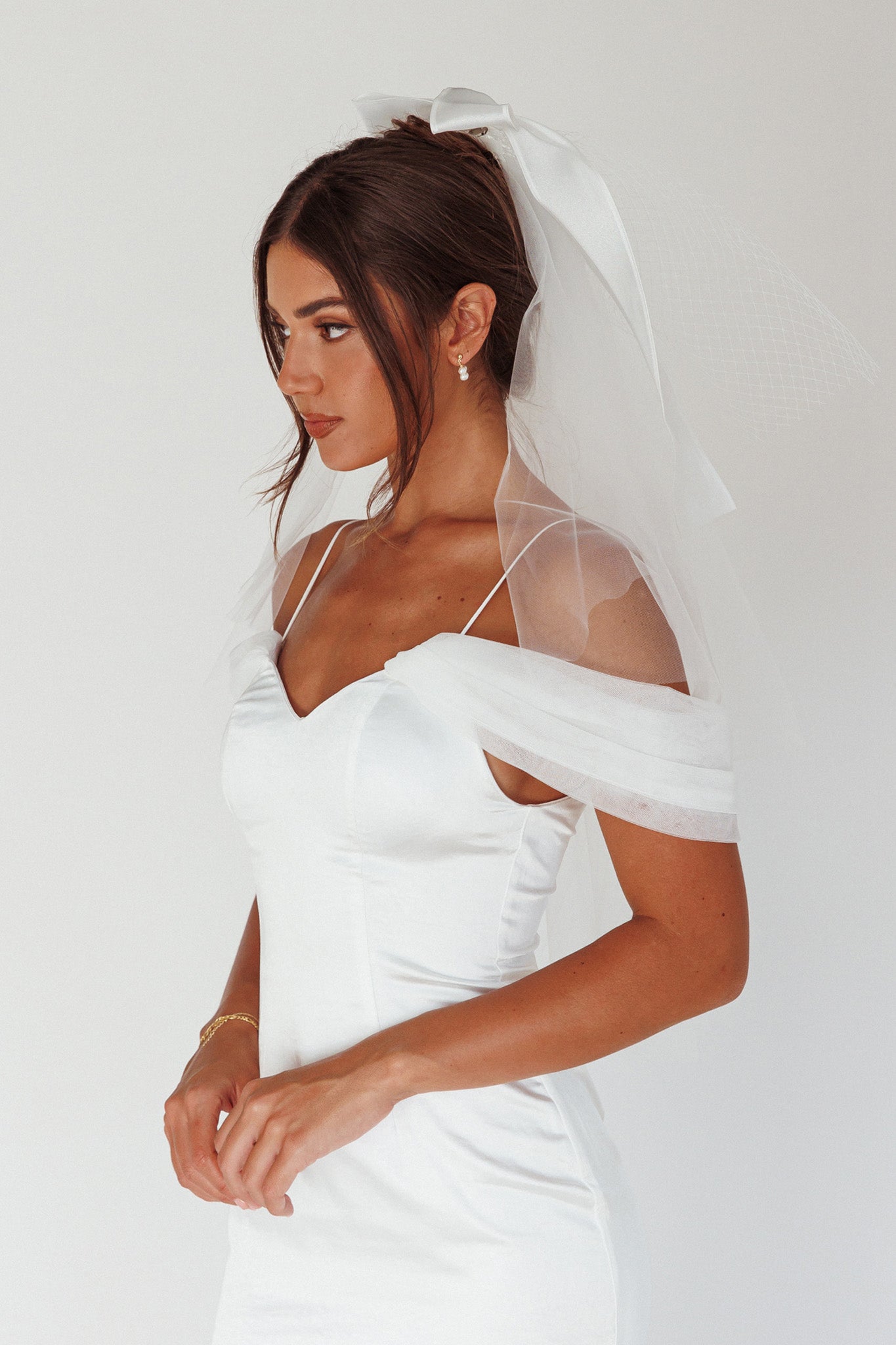 Evelyn Bow & Fishnet Bridal Veil White-Maymioy