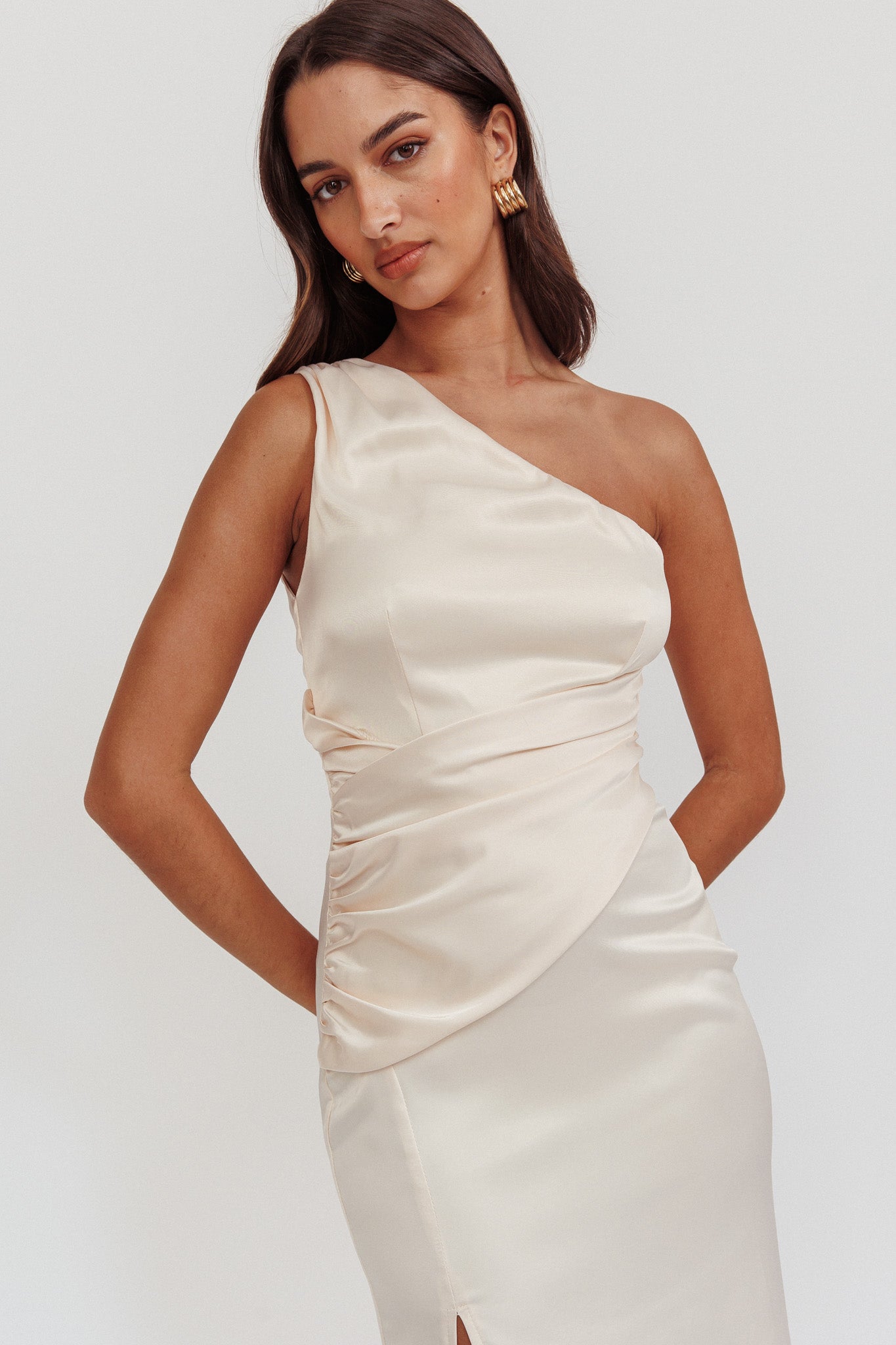 Taniesha One-Shoulder Gathered Maxi Dress Champagne-Maymioy
