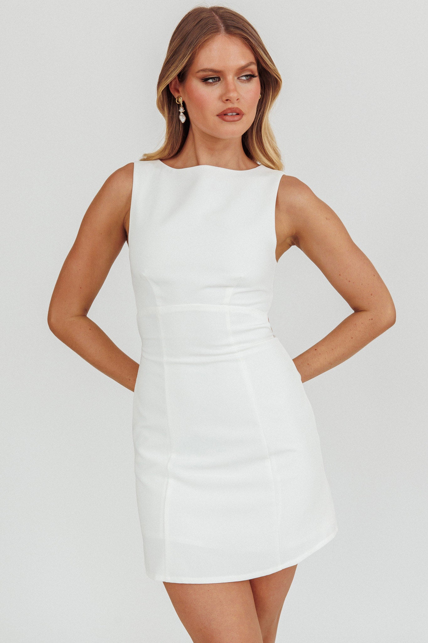 Shannon Boat Neck Sleeveless Mini Dress White-Maymioy