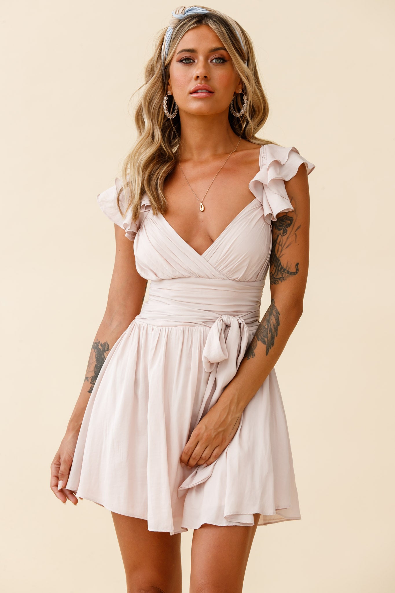 Lola Ruffle Shoulder Ruched Dress Nude-Maymioy
