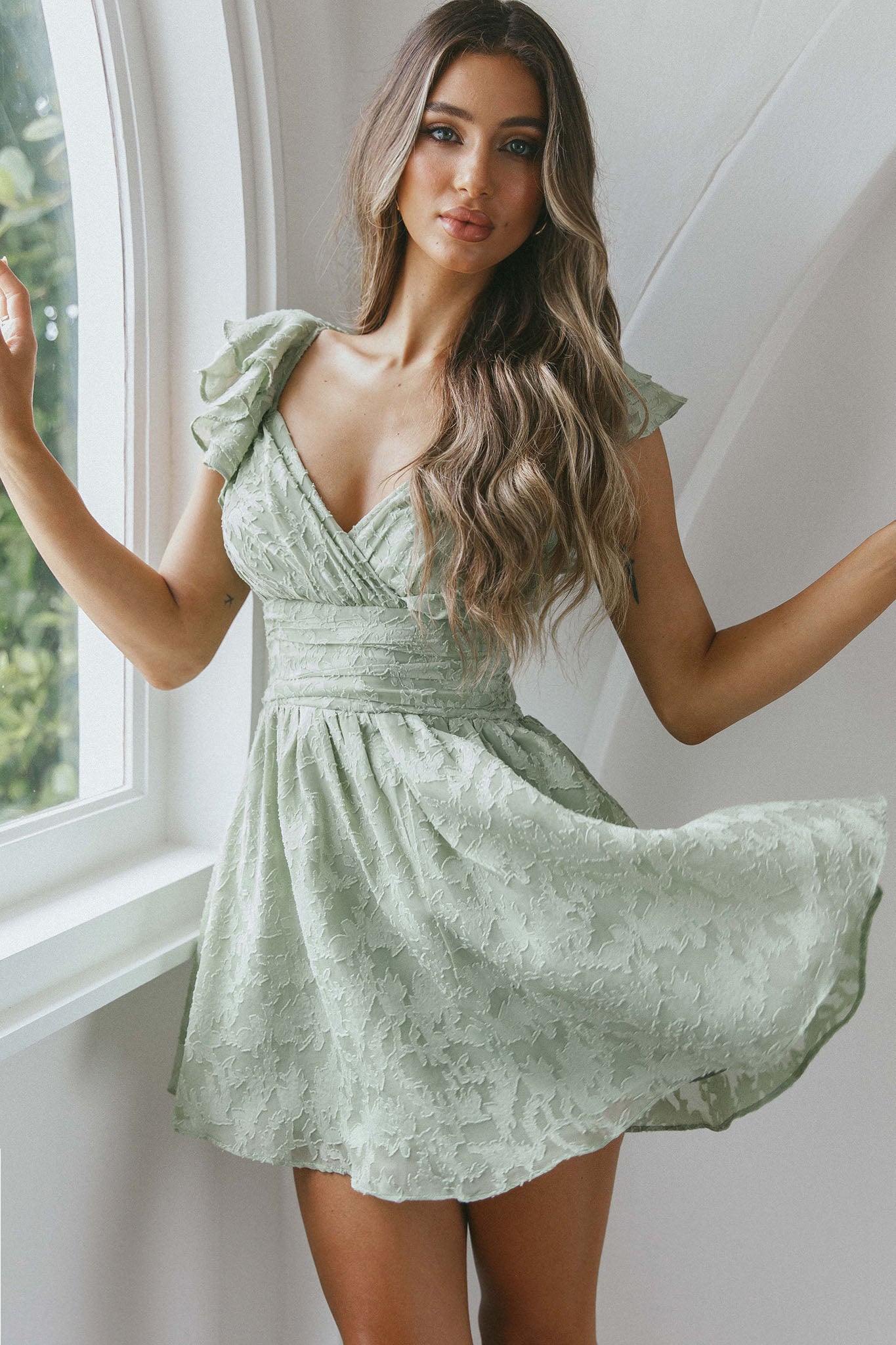 Lola Ruffle Shoulder Ruched Dress Textured Avocado-Maymioy