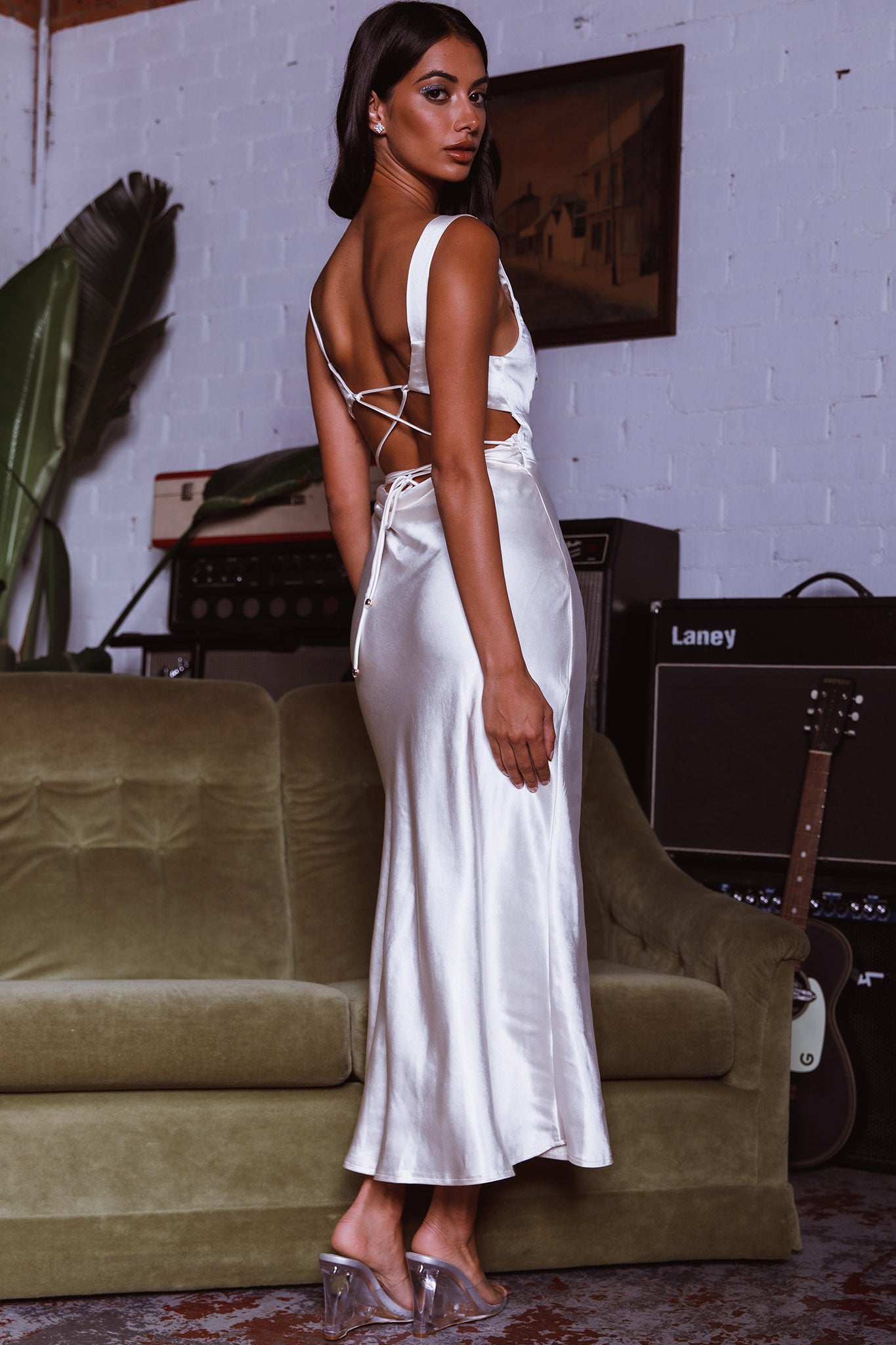 Belle Epoque Drawstring Bust Midi Dress Oyster-Maymioy