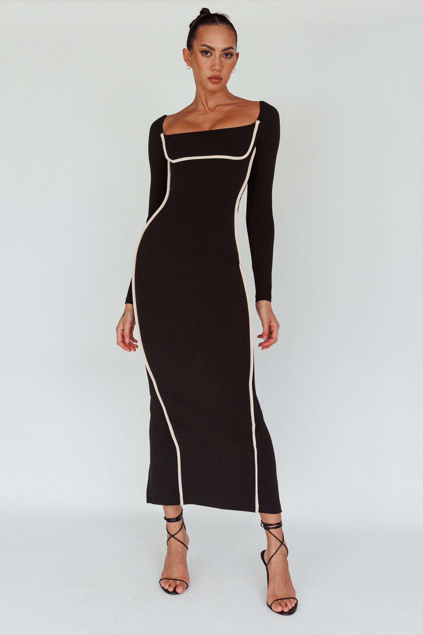 Sunny Coast Long Sleeve Piping Maxi Dress Black-Maymioy