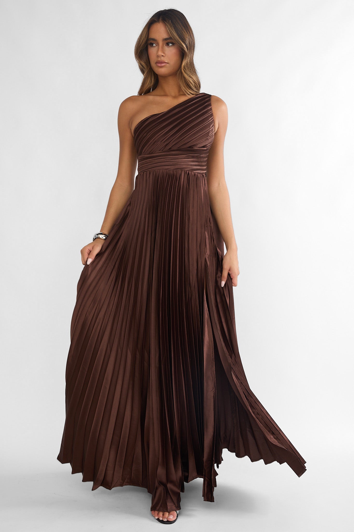 Goddess Aura Pleated Maxi Dress Chocolate-Maymioy