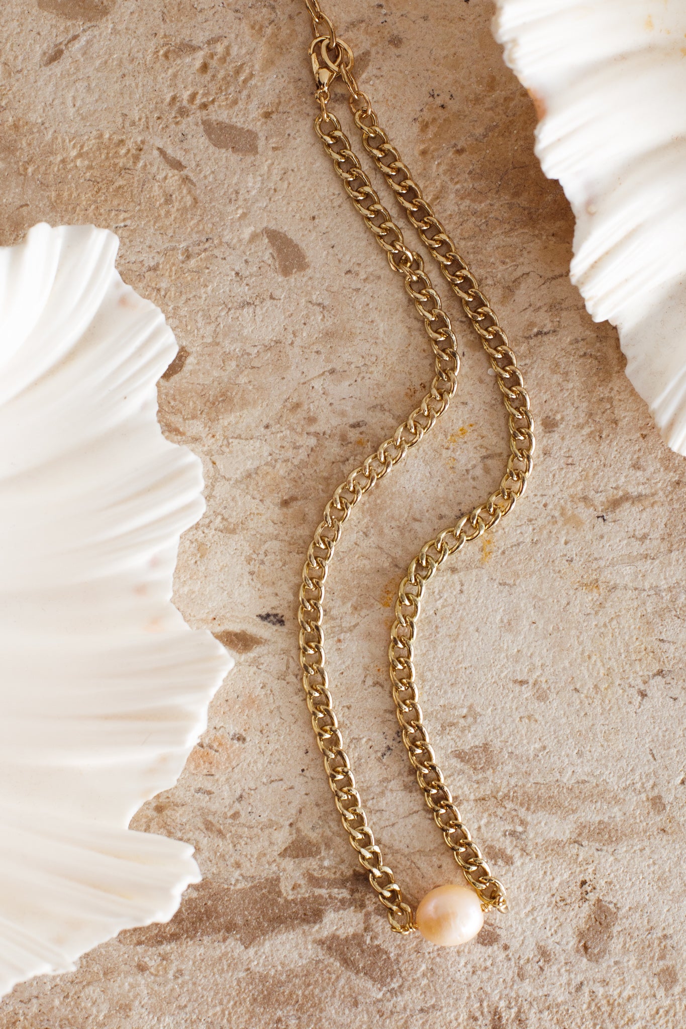 Sienna Pearl Accent Necklace Gold-Maymioy