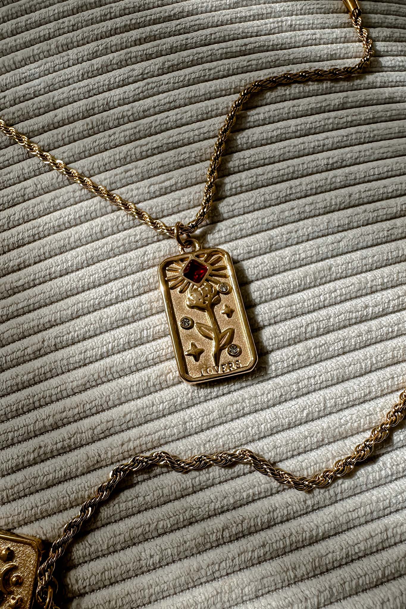 Ida Rope Chain Pendant Necklace Gold-Maymioy