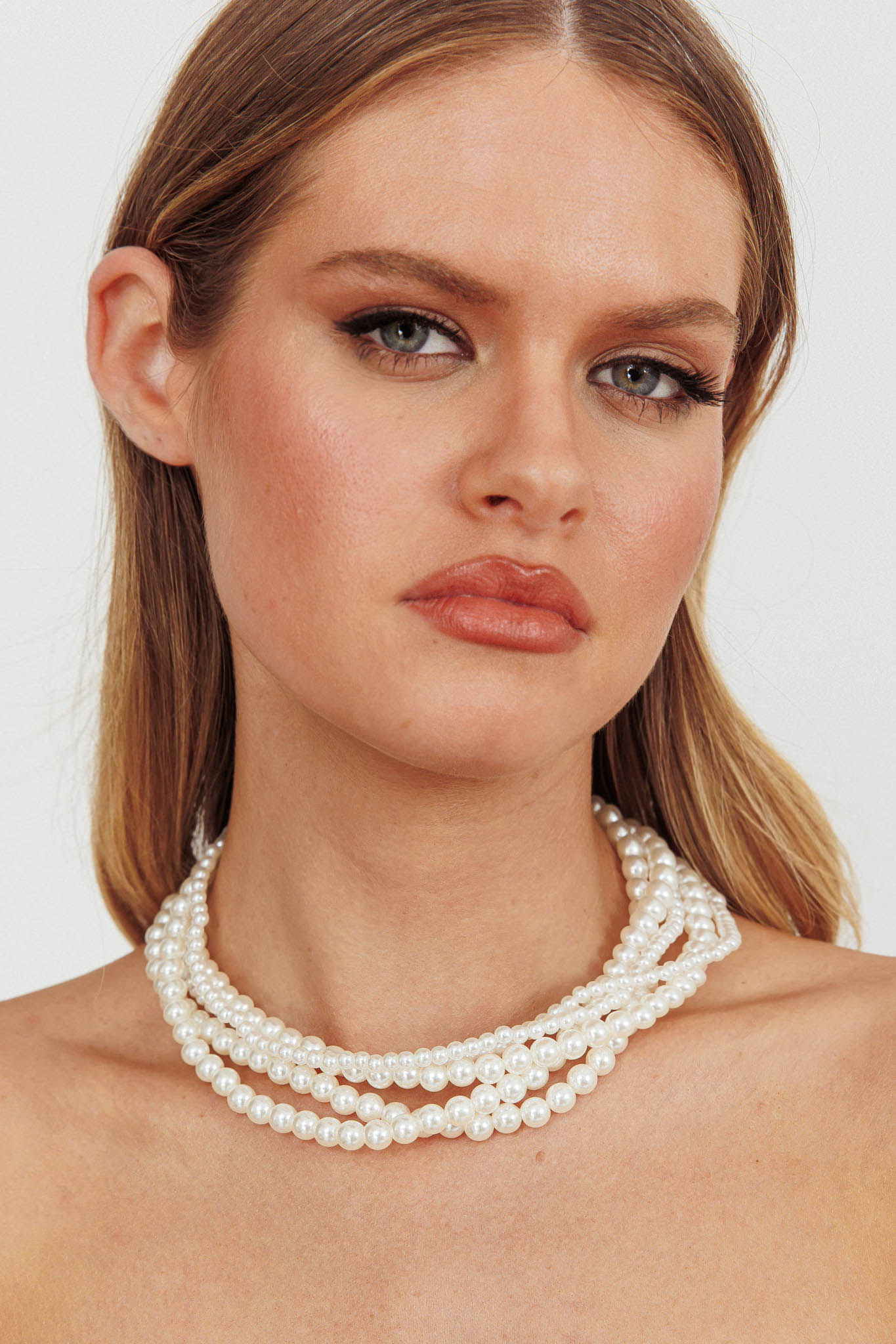 Giselle Pearl Necklace Gold-Maymioy