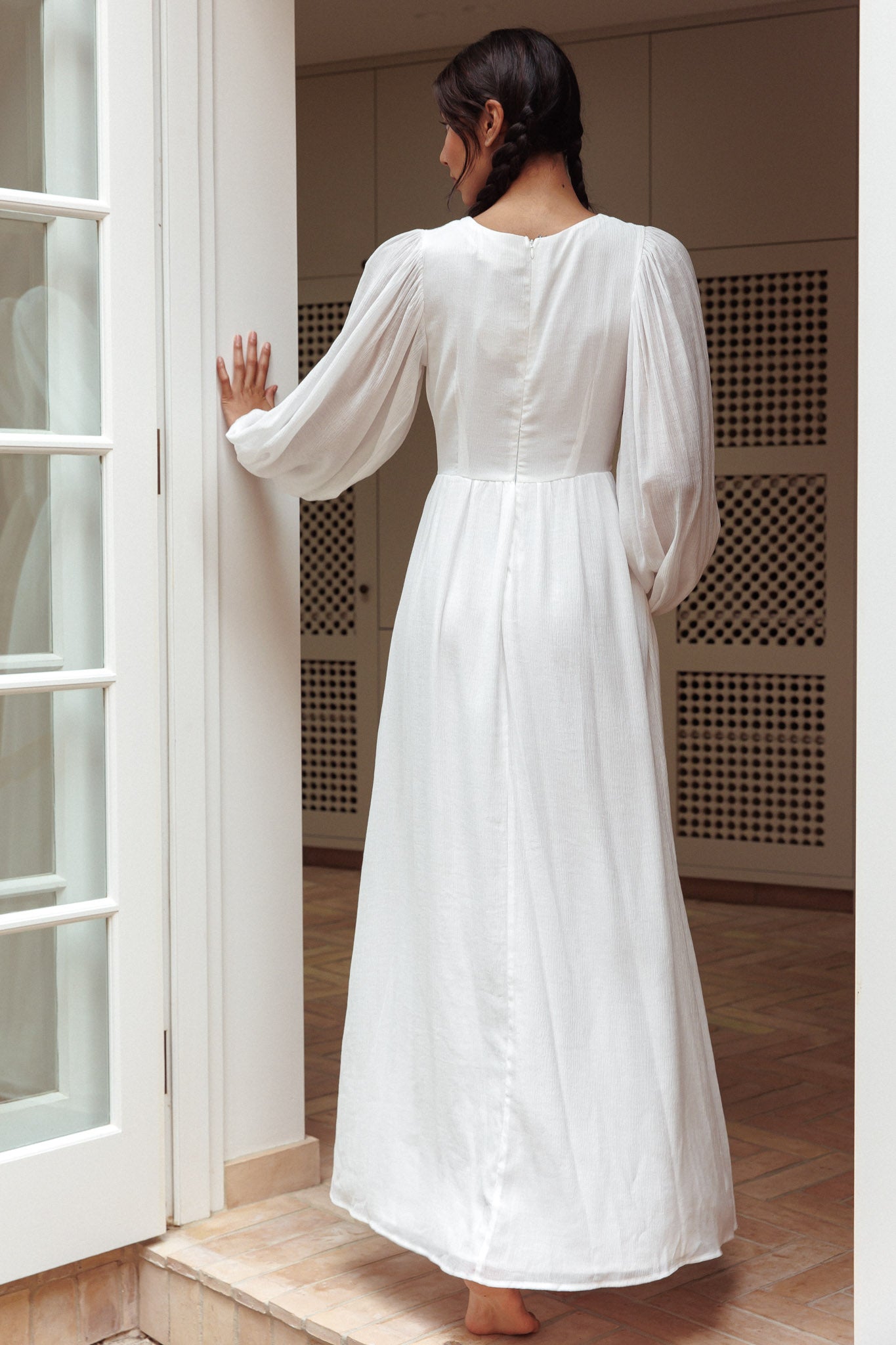 Jessalynn Cut-Out Long Sleeve Maxi Dress White-Maymioy