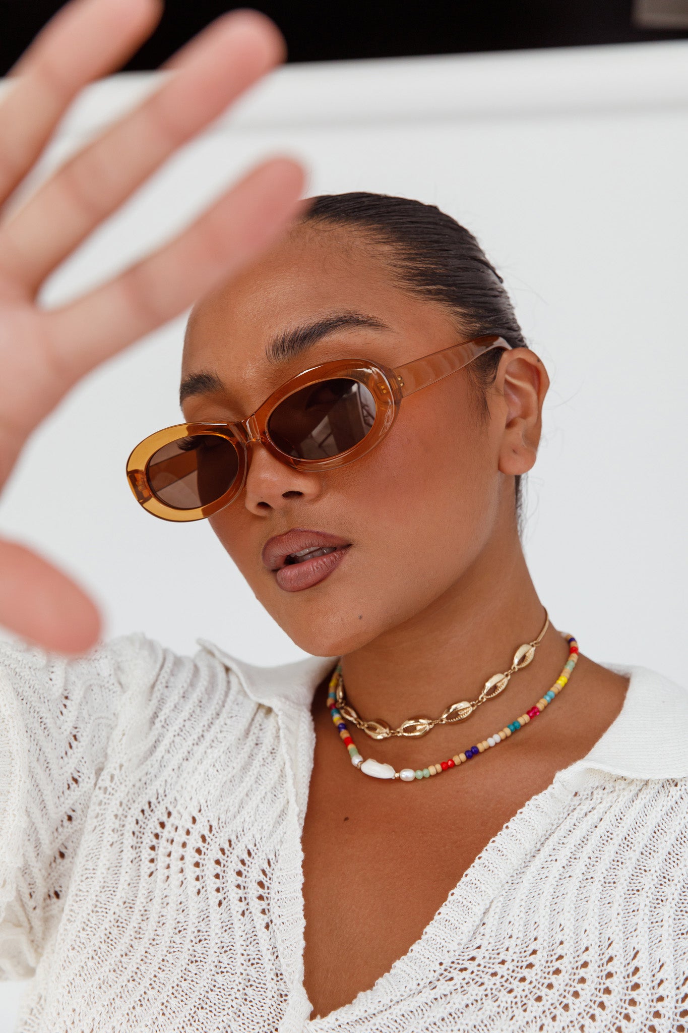 Charlie Neon Oval Sunglasses Tea-Maymioy