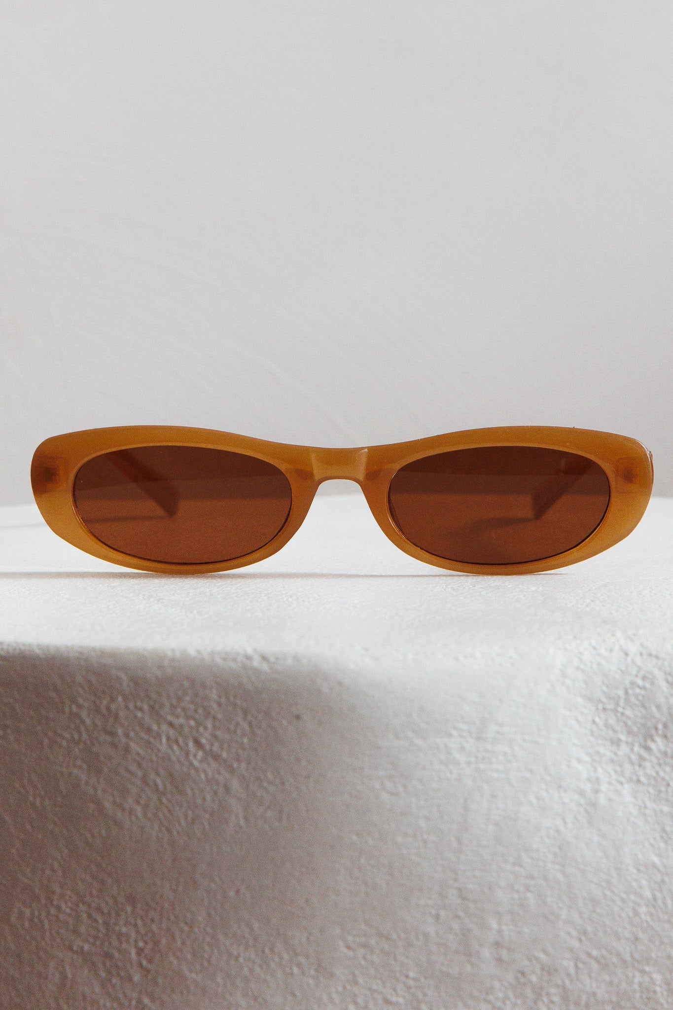 Live Loud Oval Sunglasses Brown-Maymioy