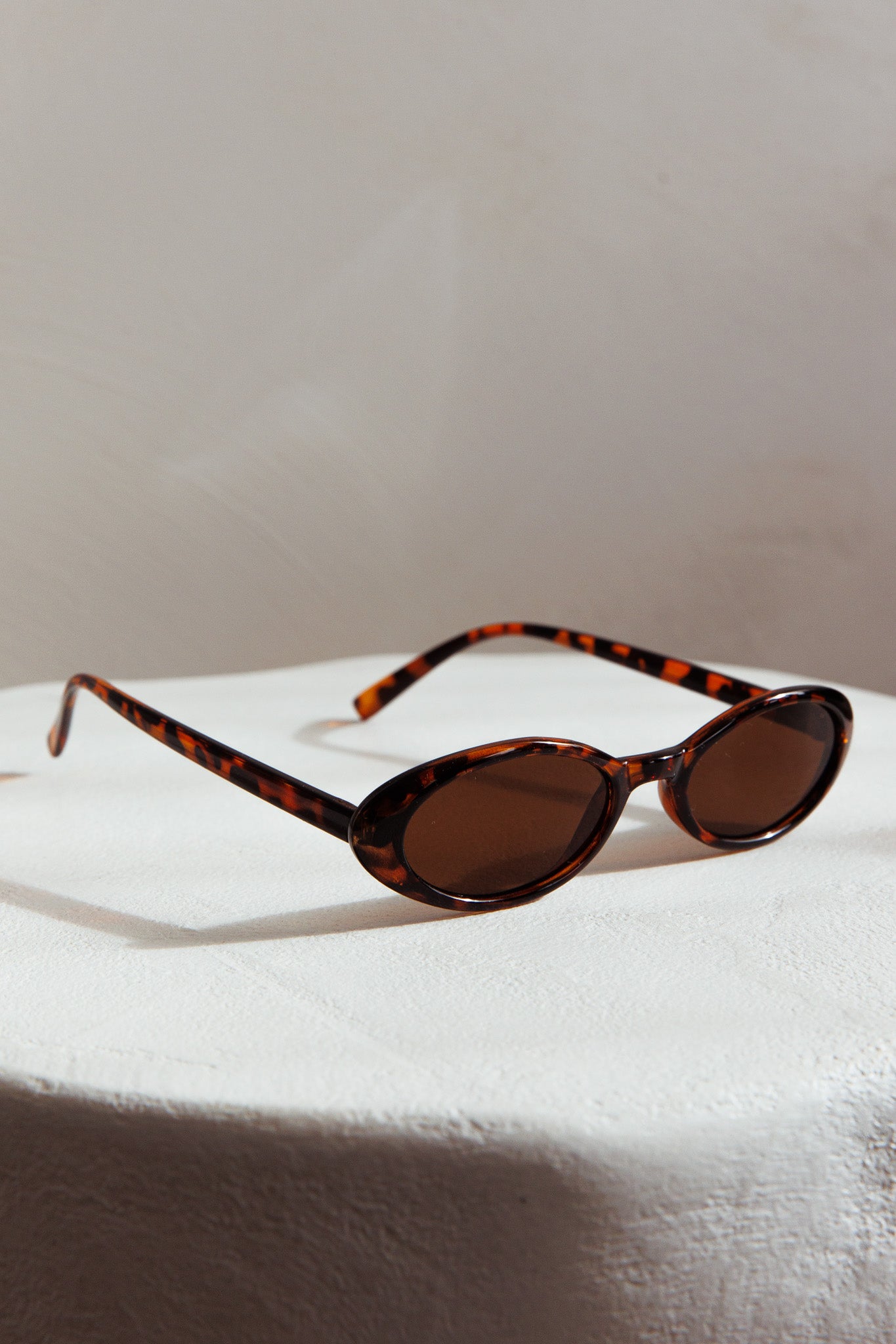 Higher Power Oval Sunglasses Tort-Maymioy