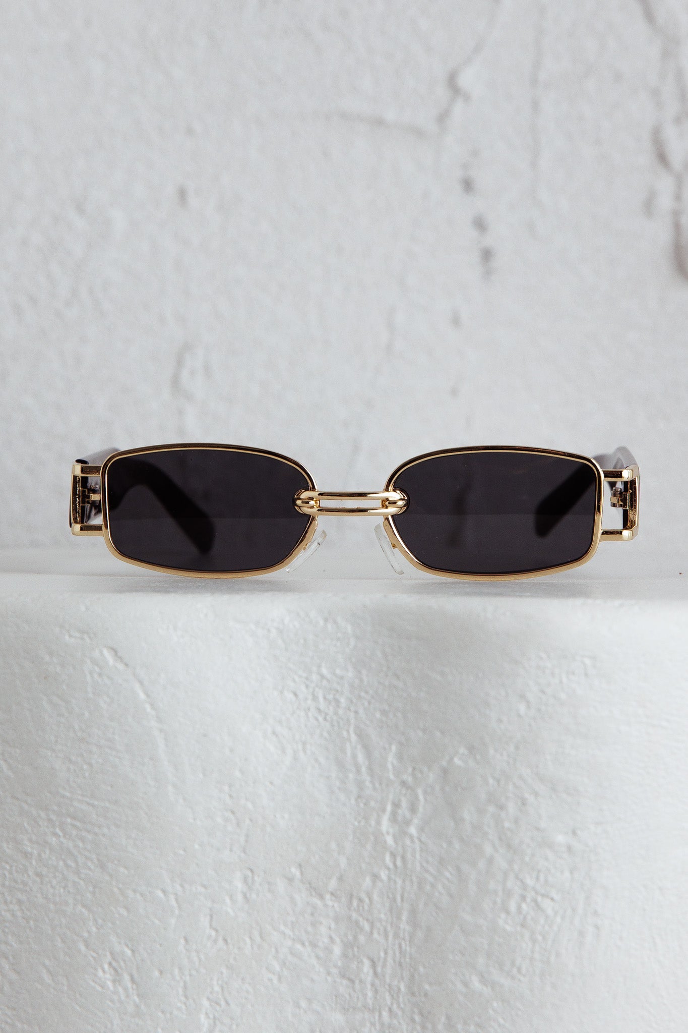 Meredith Gold Frame Sunglasses Black-Maymioy