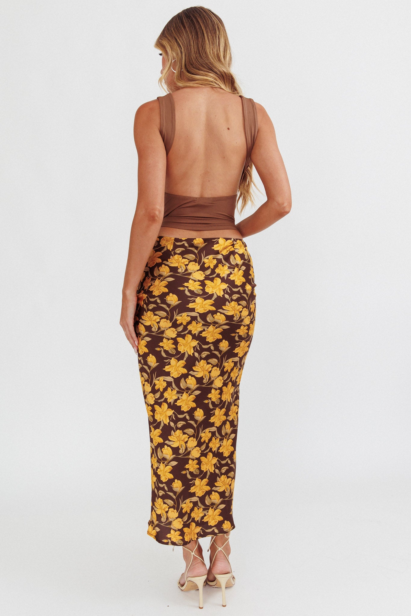 Wild Wanderings Midi Skirt Floral Brown-Maymioy