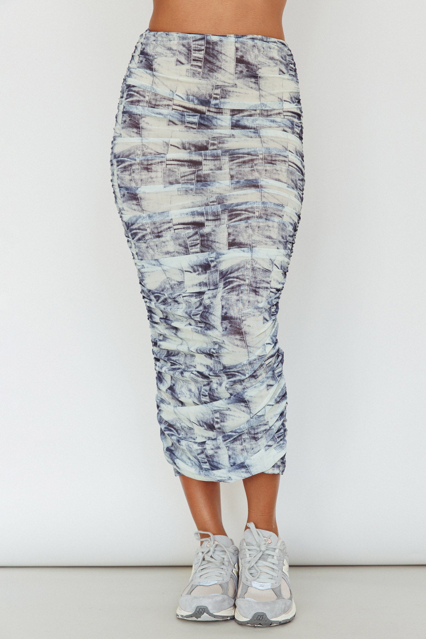 Blue Moons Ruched Midi Skirt Indigo Denim-Maymioy