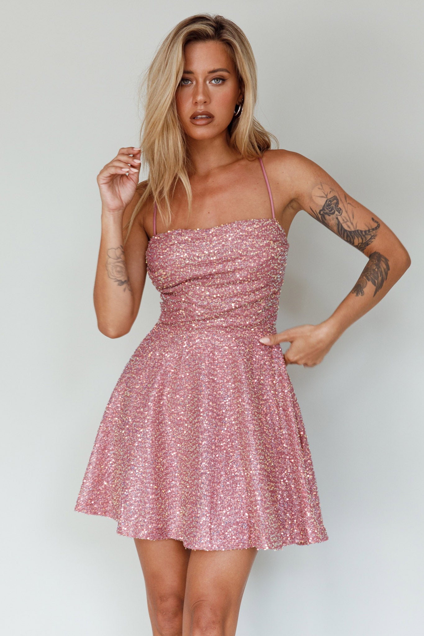 Into The Night Tied Back Sequin Dress Mauve-Maymioy