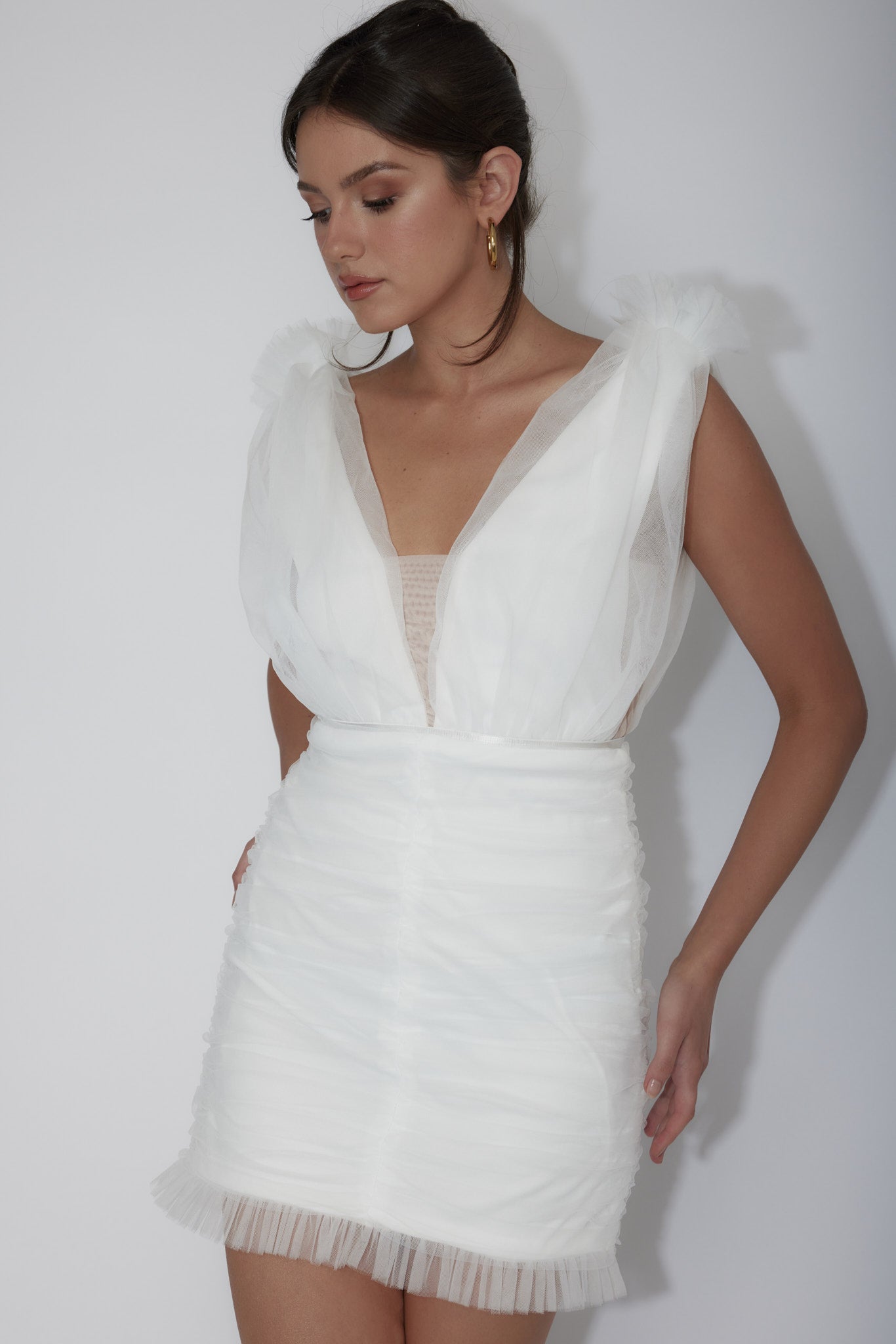 Gwedith Twist Bust Midi Dress Off White-Maymioy