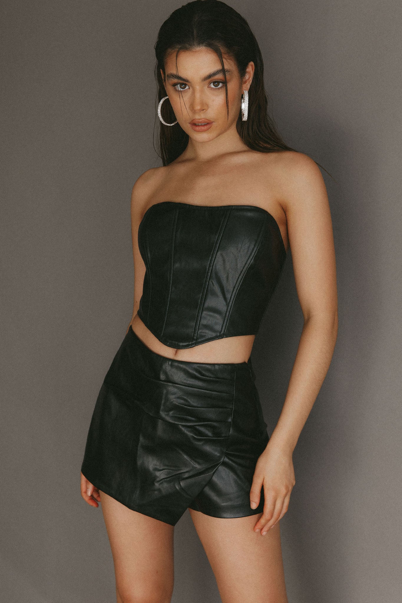 Audra Wrap Look Skort Black-Maymioy