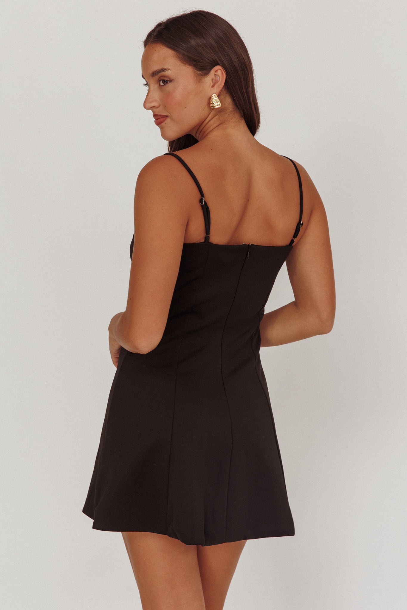 Keiosha Pleated Sweetheart Neckline Mini Dress Black-Maymioy