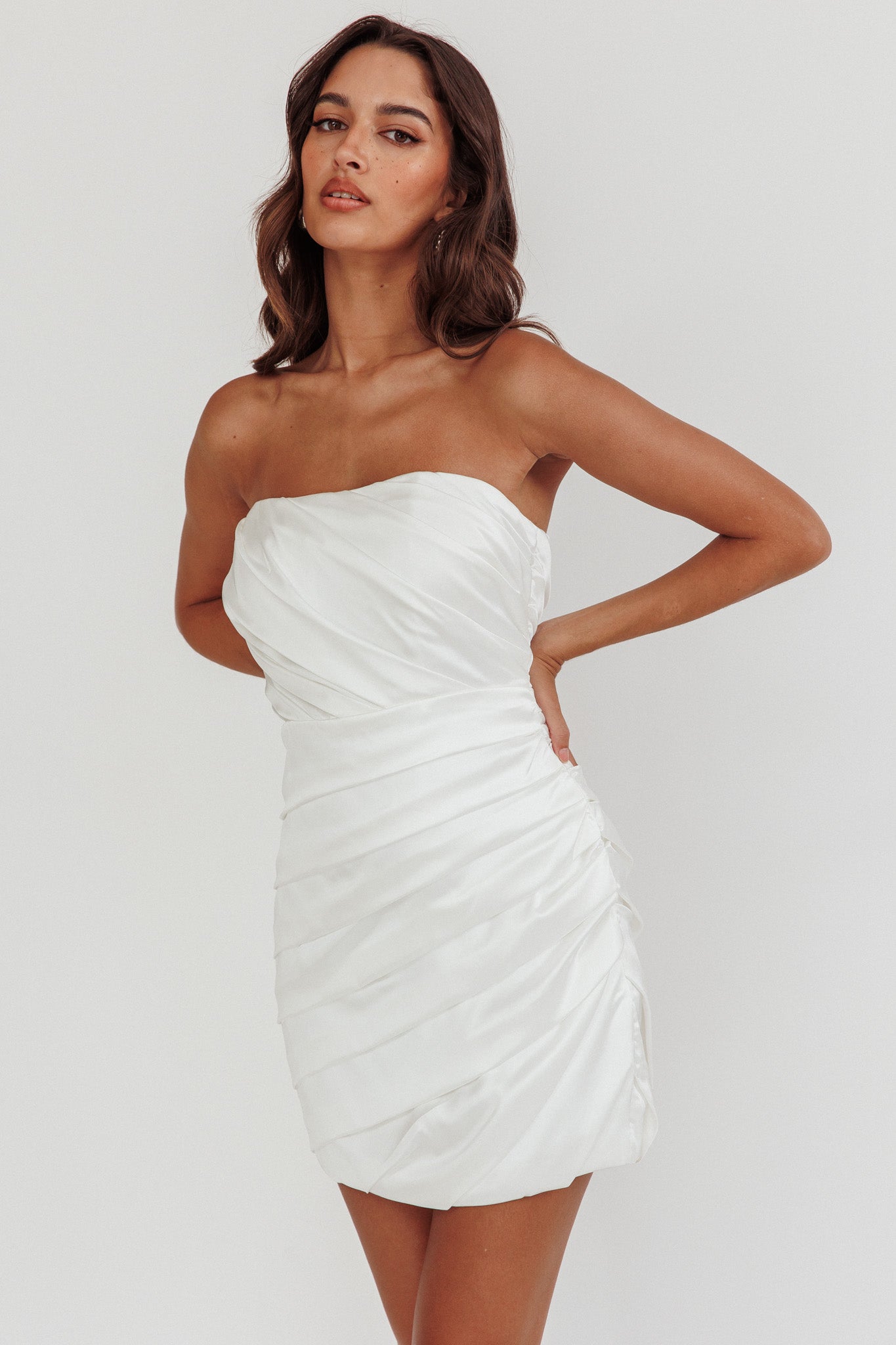 Boulevard Bliss Gathered Mini Dress Off White-Maymioy