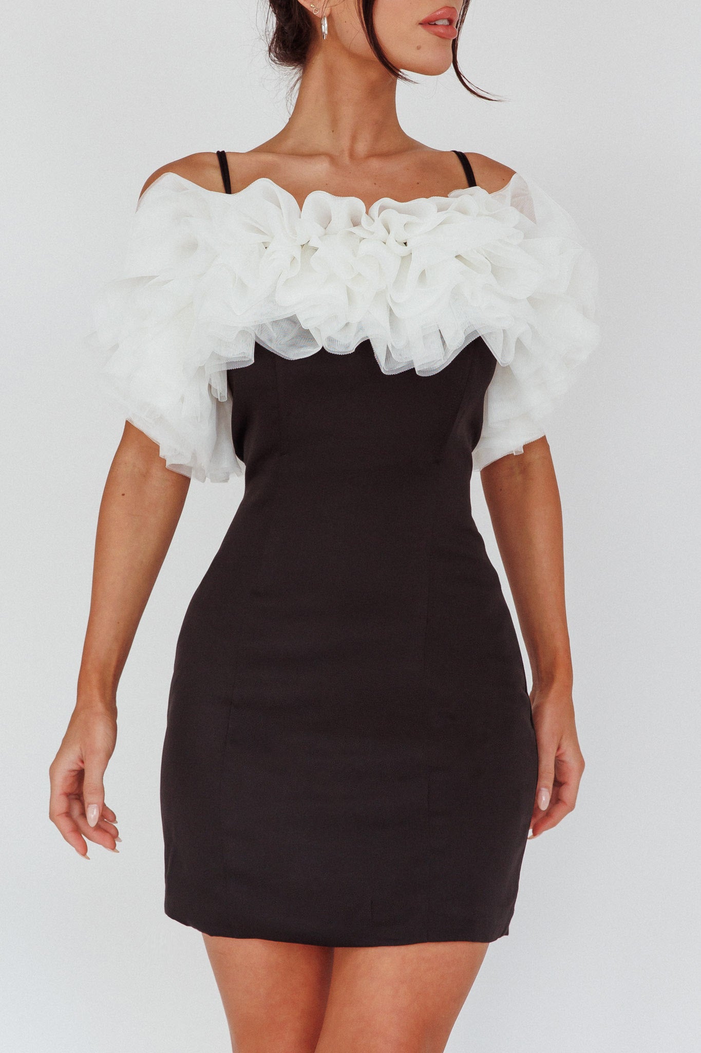Prima Tulle Neckline Mini Dress Black/White-Maymioy