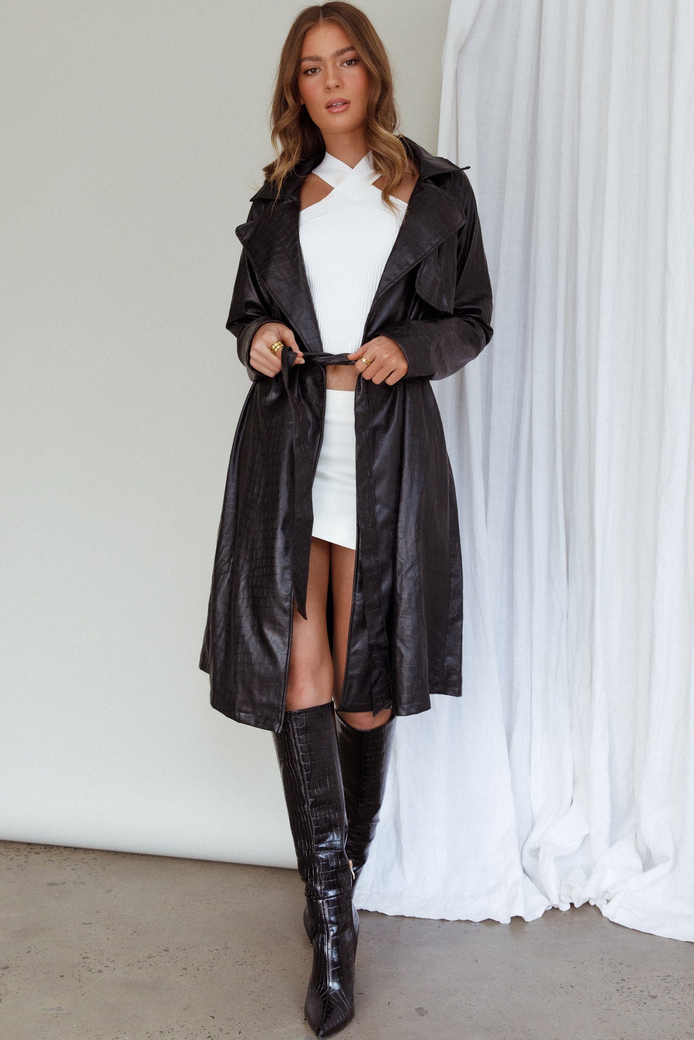 Wilhelmina Long Jacket Embossed Black-Maymioy