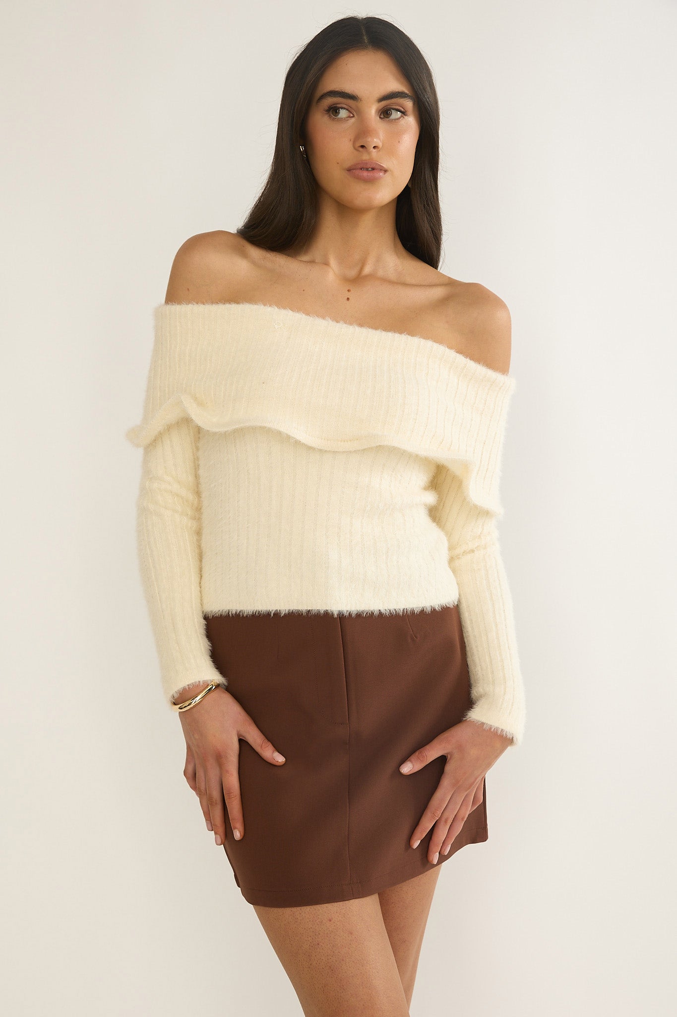 Orielle Wide Ruffle Off-Shoulder Top Cream-Maymioy