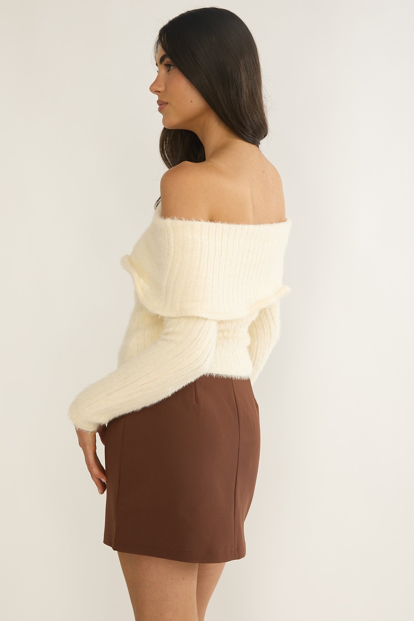 Orielle Wide Ruffle Off-Shoulder Top Cream-Maymioy