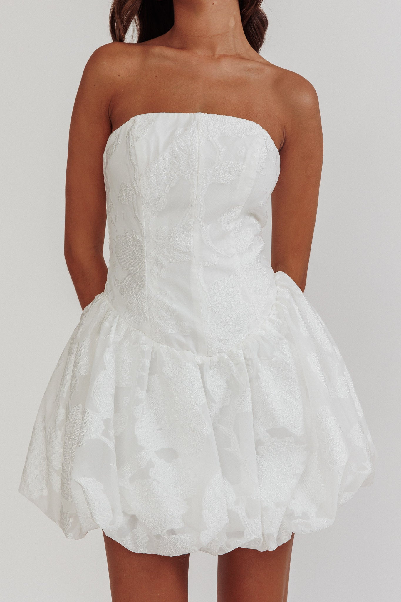 Monti Strapless Bubble Hem Mini Dress Embroidered White-Maymioy