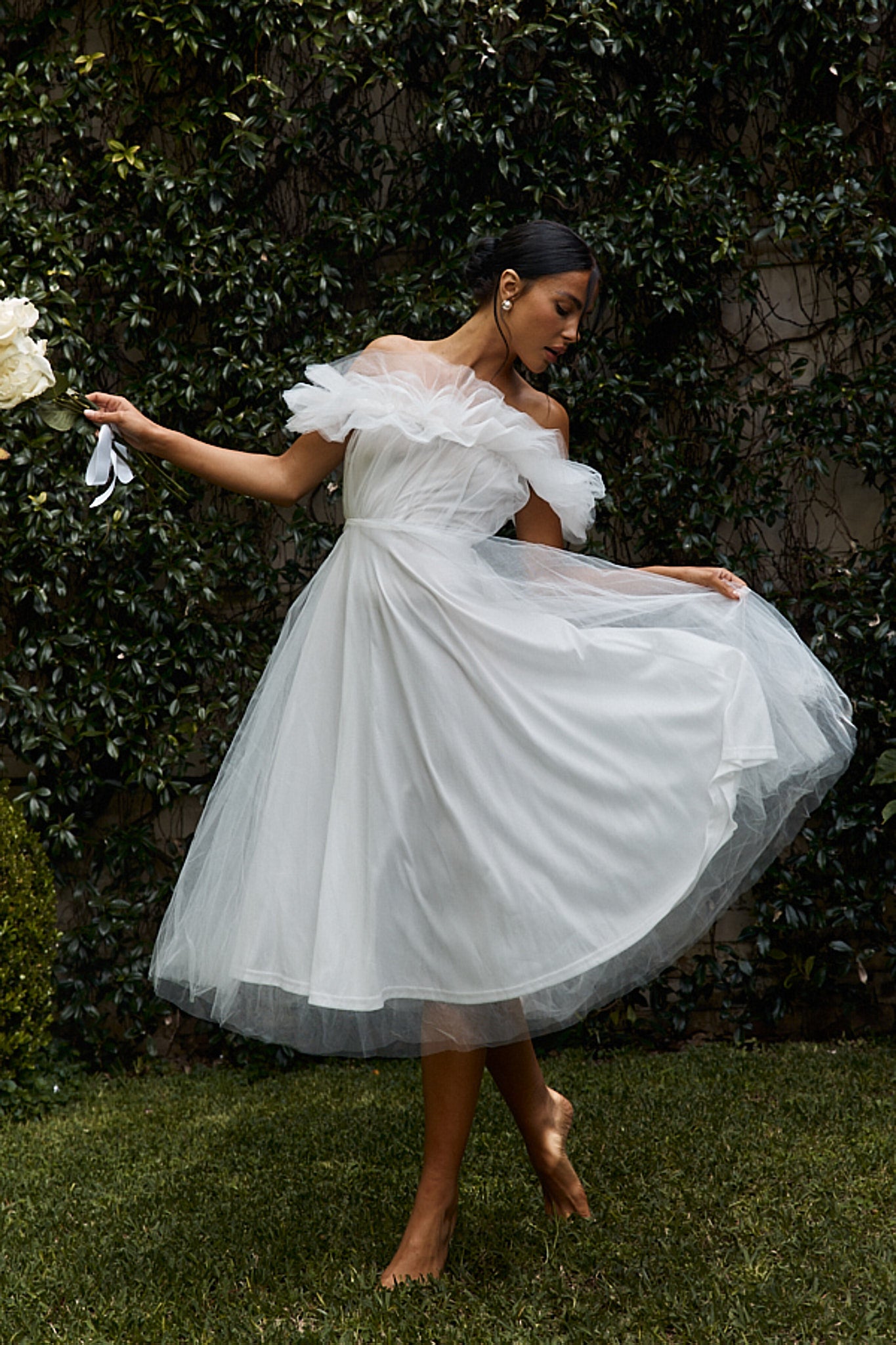 May Rose Off-Shoulder Tulle Midi Dress Off White-Maymioy