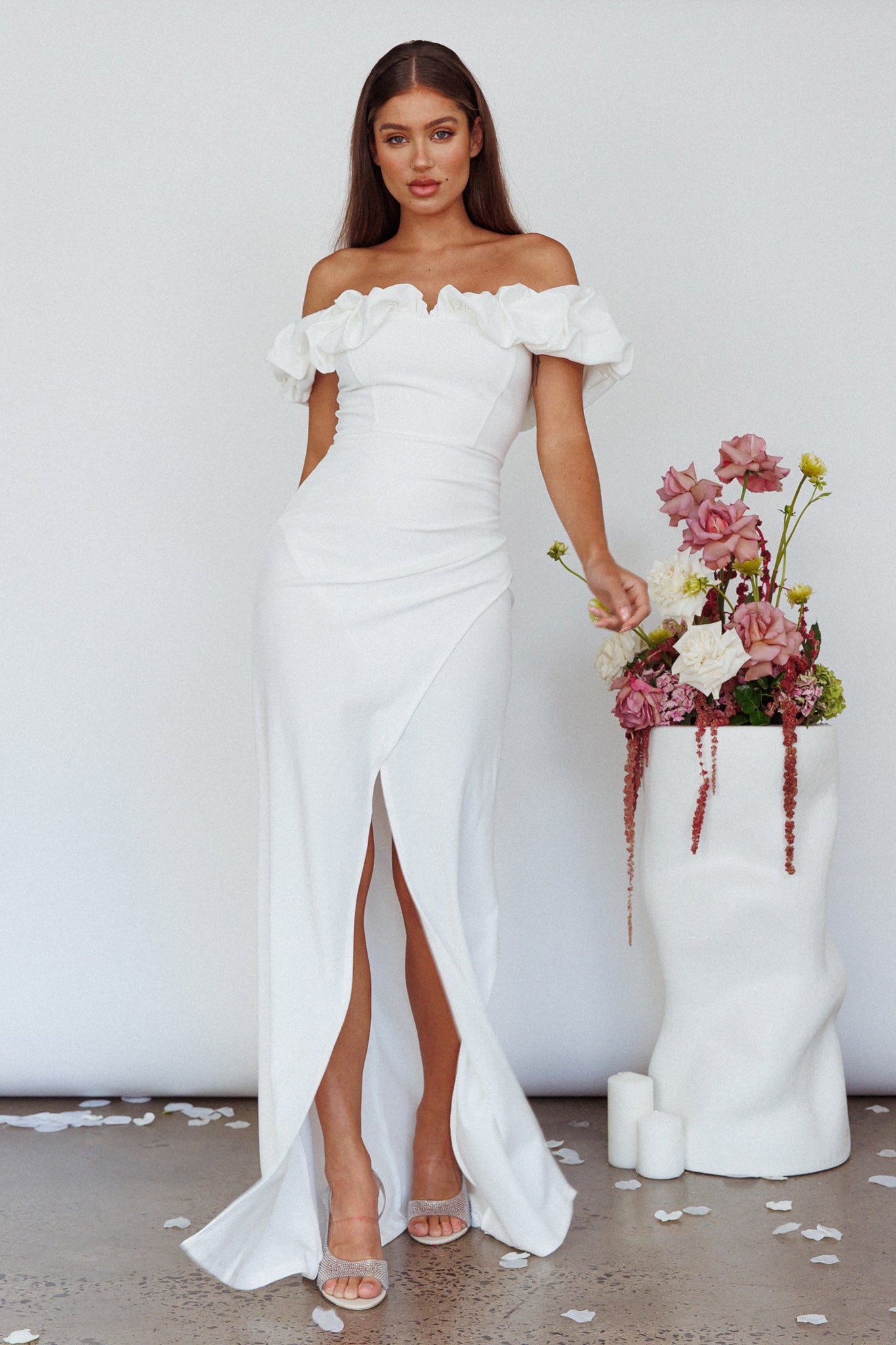 Gardena Off-Shoulder Maxi Dress Ivory-Maymioy