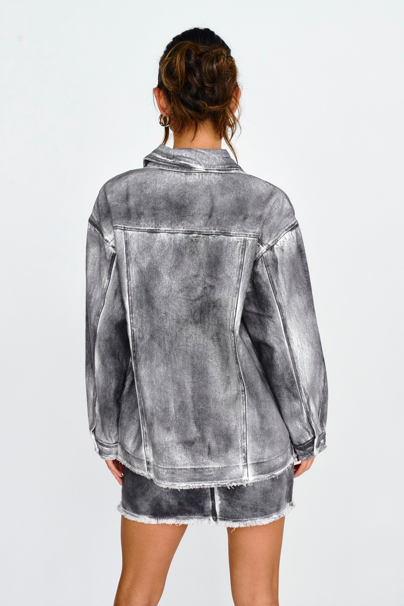Decoy Distressed Jean Jacket Black/White-Maymioy