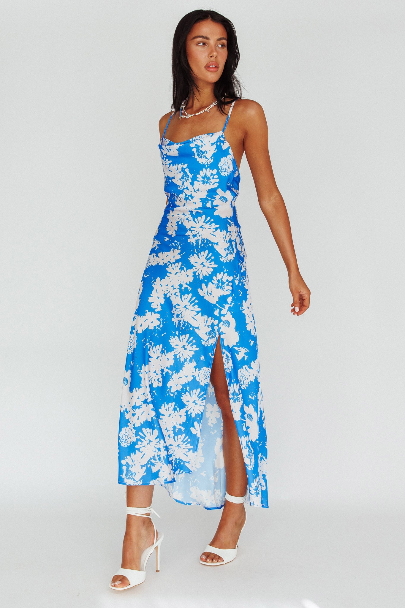 Sherilyn Criss-Cross Back Midi Dress Blue Floral-Maymioy