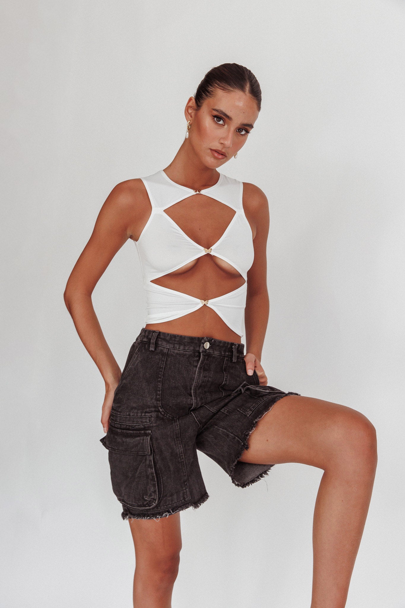 Tardy Cargo Short Jorts Black-Maymioy