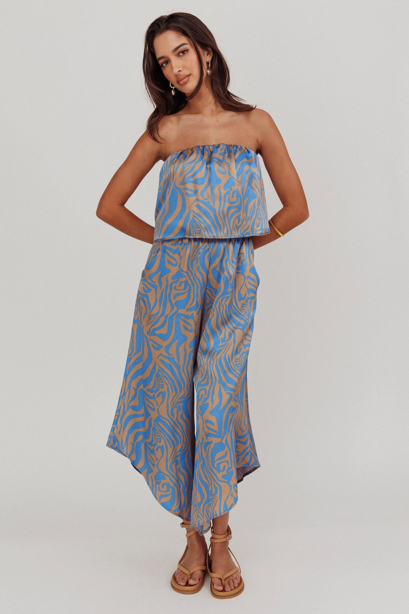 Tongue Tied Printed Strapless Jumpsuit Blue-Maymioy