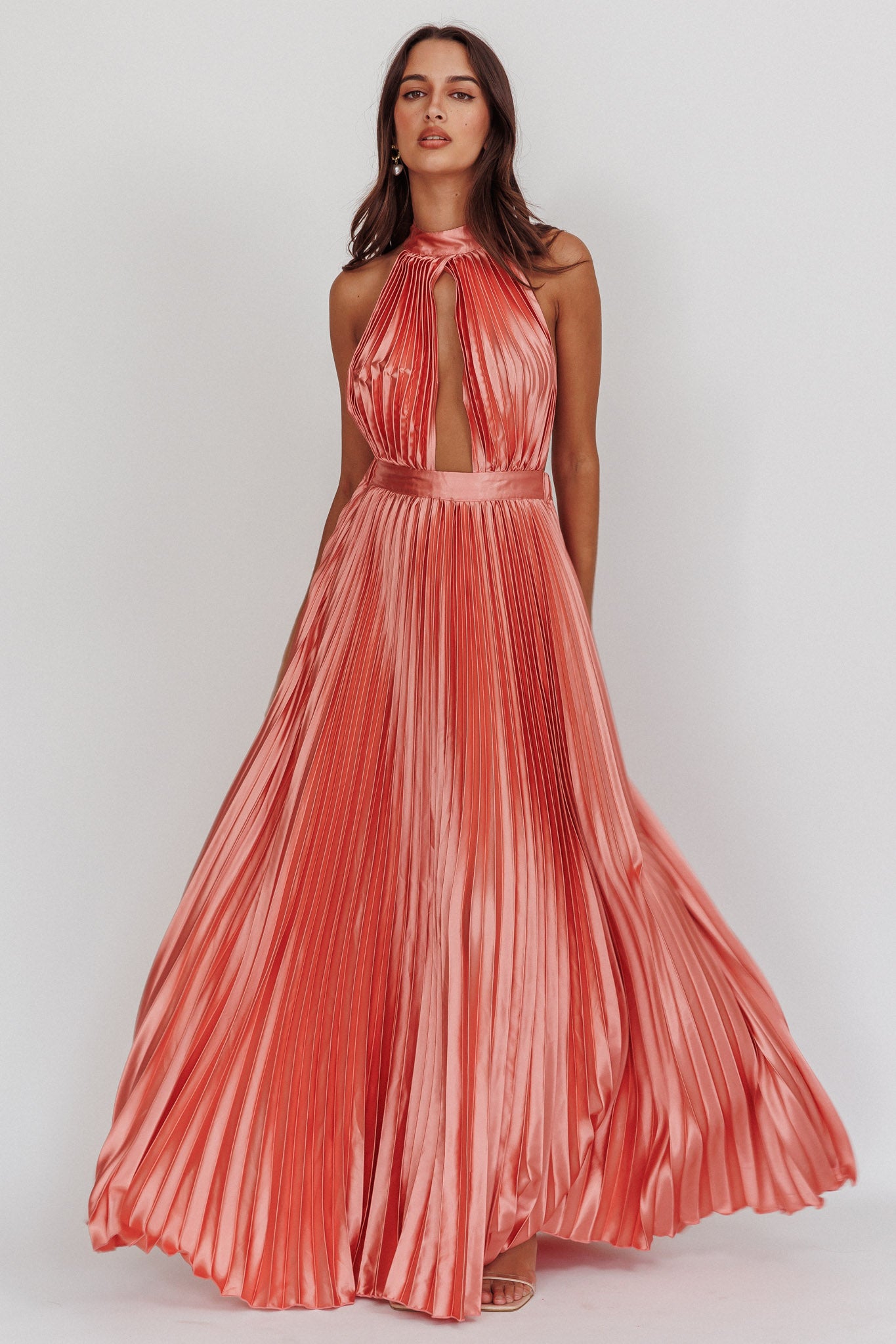 Monarch Pleated Satin Maxi Dress Rose-Maymioy