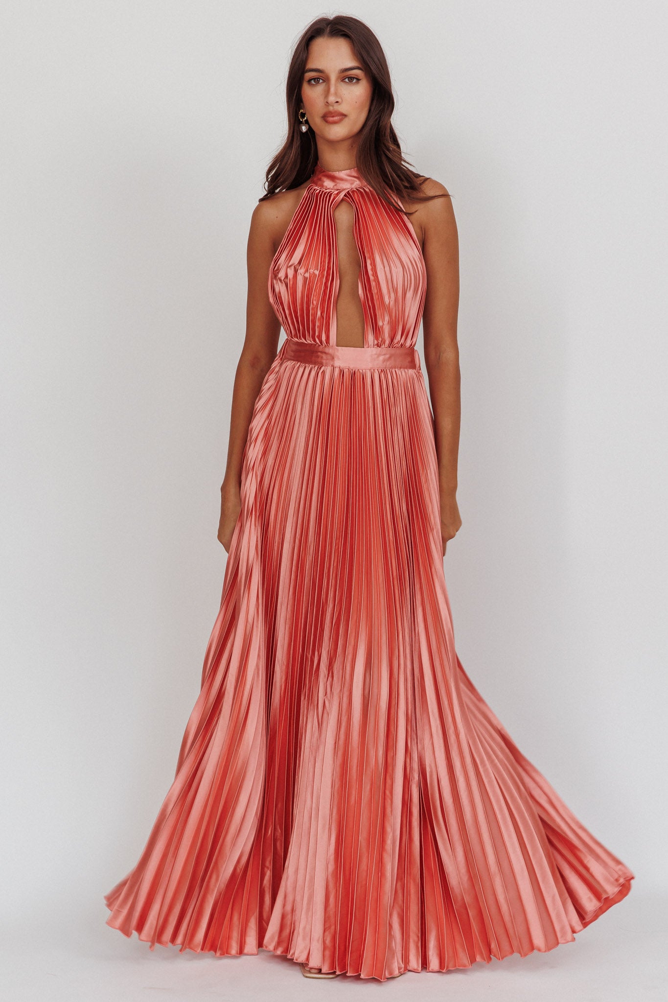 Monarch Pleated Satin Maxi Dress Rose-Maymioy