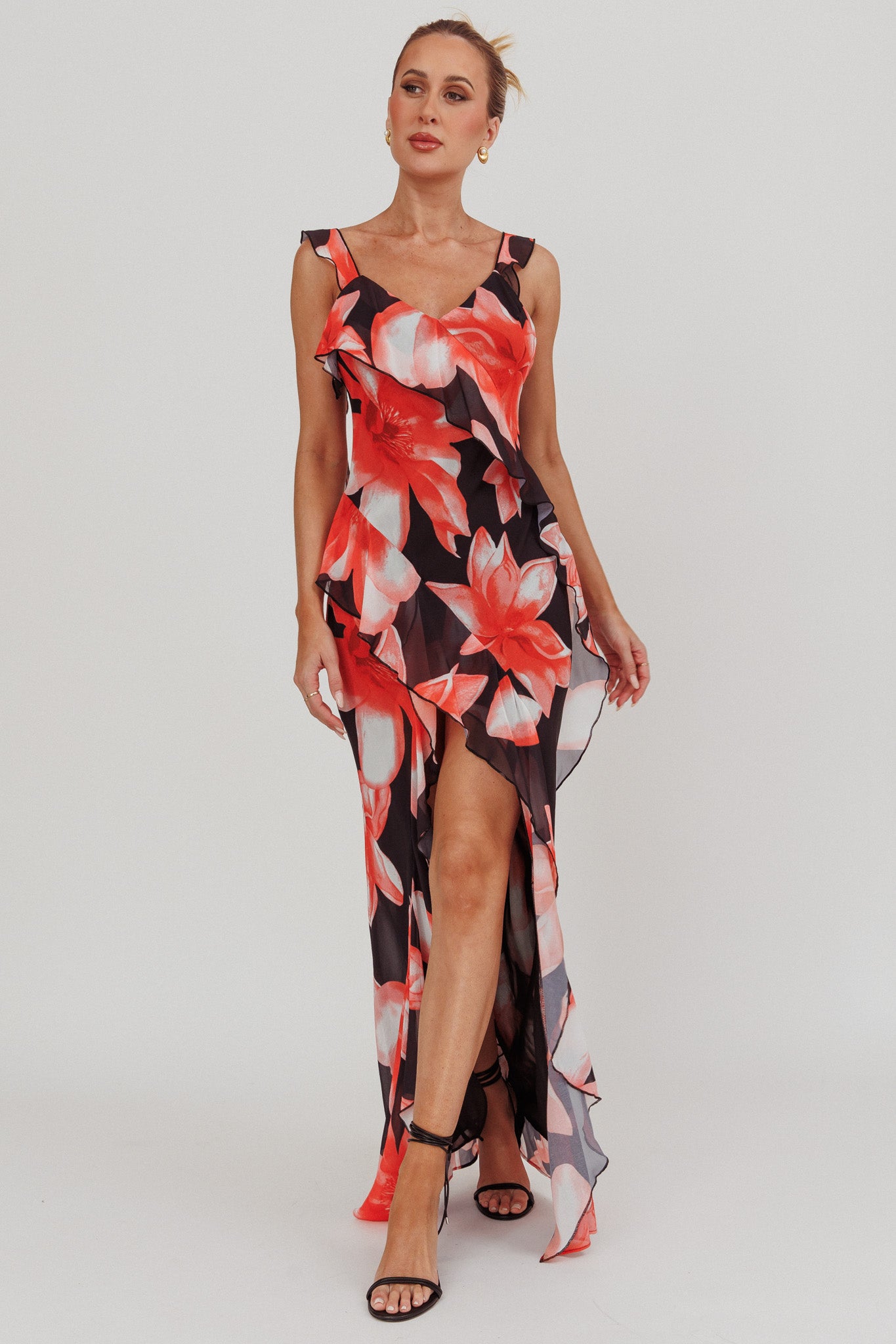Joyride Floral Ruffle Maxi Dress Black/Red-Maymioy